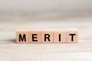 歯科医院でPMTCを受けるメリットのイメージ